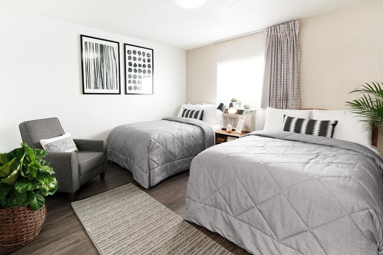 Intown Suites Extended Stay Tampa Fl Orient Park Eksteriør billede